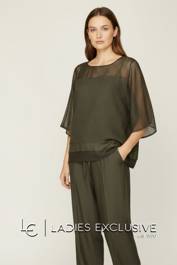 BELLA P. Μπλούζα με διαφάνειες