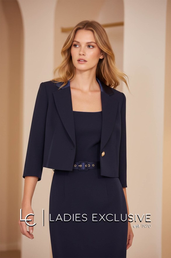 BELLA P. Φόρεμα κρεπ με ράντα