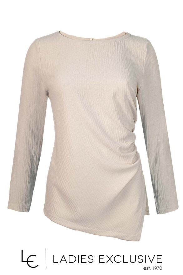 BELLA P. Μπλούζα ντραπέ με ασύμμετρο άνοιγμα