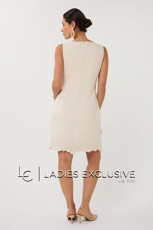 ESQUALO Φόρεμα αμάνικο με σχέδιο