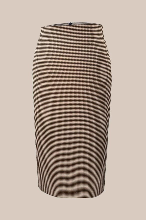 Ελαστική ίσια φούστα σε μοντέρνο χρώμα