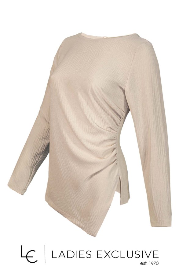 BELLA P. Μπλούζα ντραπέ με ασύμμετρο άνοιγμα